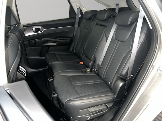 Vehicle image 10 Vehicle image 10