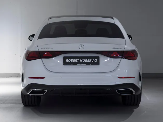 Mercedes-Benz E 220 d 4MATIC