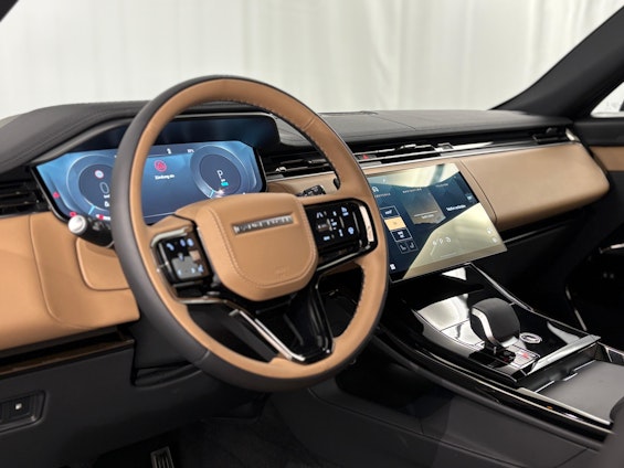 Vehicle image 10 Vehicle image 10