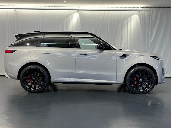 Vehicle image 5 Vehicle image 5