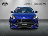 First vehicle image