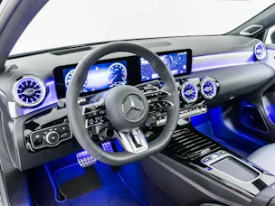 Mercedes-Benz A 35 AMG 4MATIC