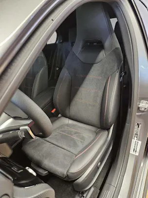 Mercedes-Benz A 220 4Matic AMG Line