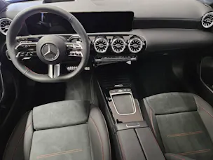 Mercedes-Benz A 220 4Matic AMG Line