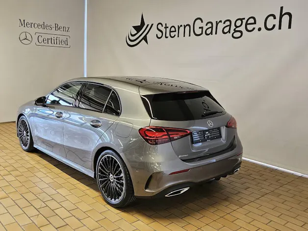 Mercedes-Benz A 220 4Matic AMG Line