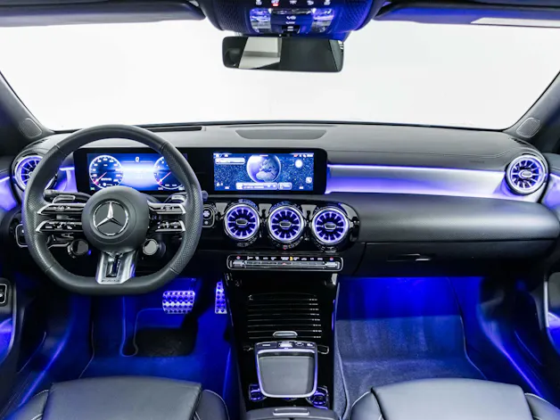 Mercedes-Benz CLA 35 AMG 4MATIC Shooting Brake