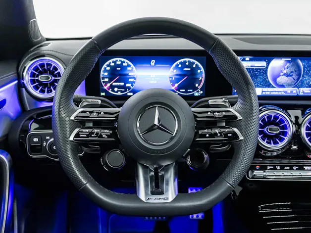 Mercedes-Benz CLA 35 AMG 4MATIC Shooting Brake