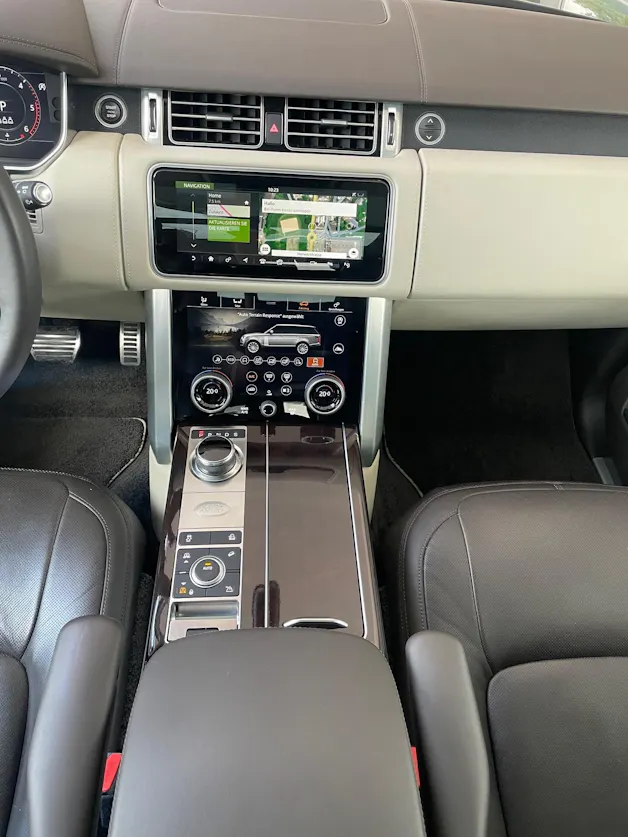 Land Rover Range Rover 4.4 SDV8 Autobiography
