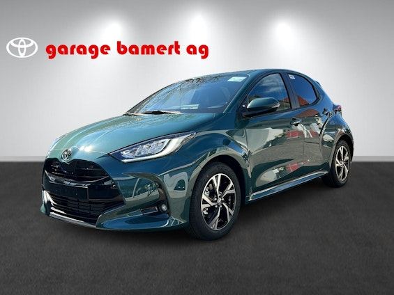 First vehicle image