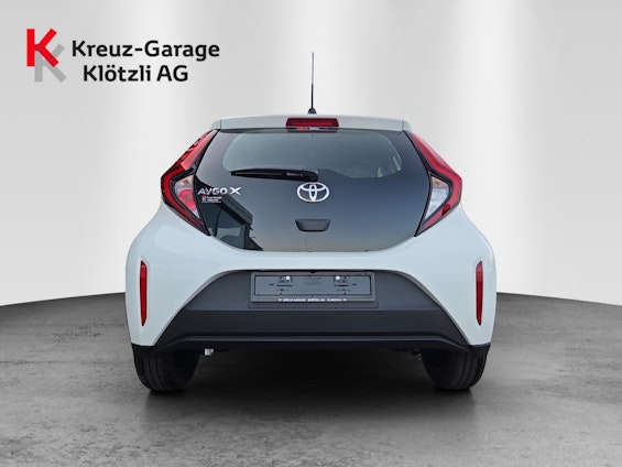 Vehicle image 3 Vehicle image 3