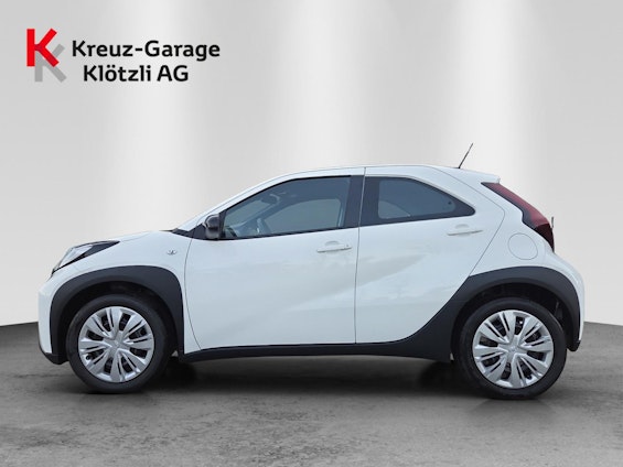 Vehicle image 5 Vehicle image 5