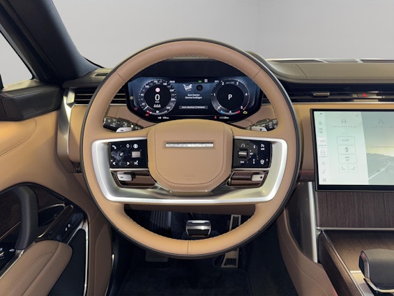 Vehicle image 4 Vehicle image 4