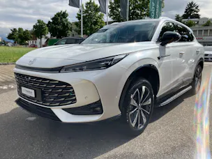 MG HS 1.5 PHEV Luxury