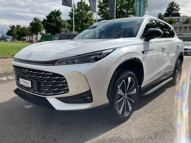 MG HS 1.5 PHEV Luxury