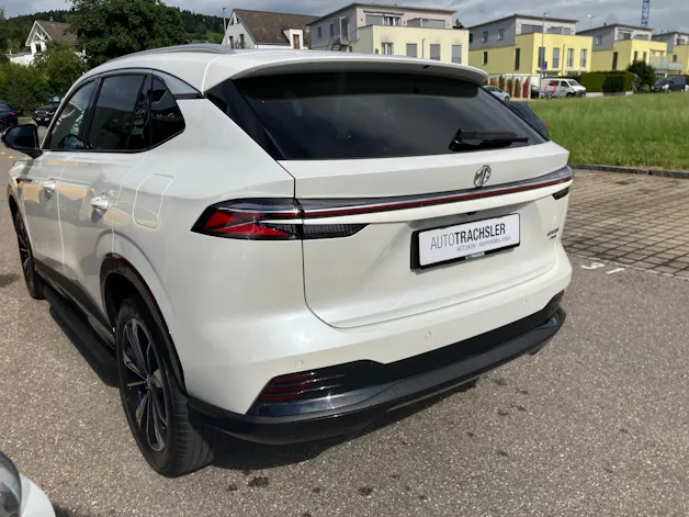 MG HS 1.5 PHEV Luxury