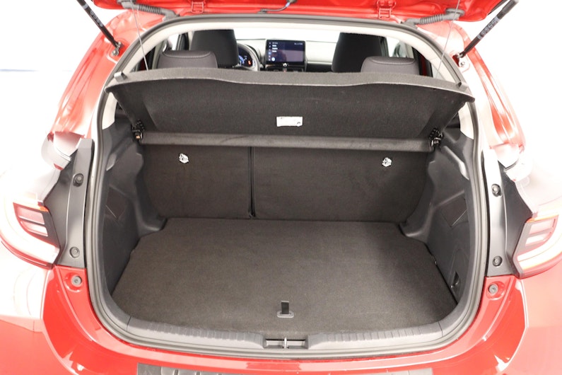 Vehicle image TOYOTA YARIS