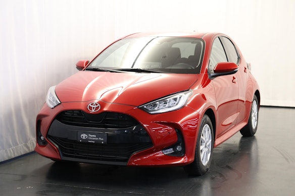 TOYOTA Yaris 1.5 VVT-i HSD Trend 0