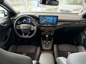 Vehicle image FORD Focus 1.0i EcoB Hybrid 155 ST-Line X