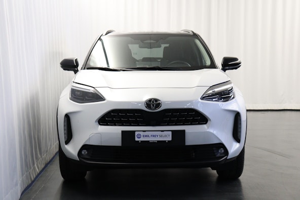 Vehicle image 10