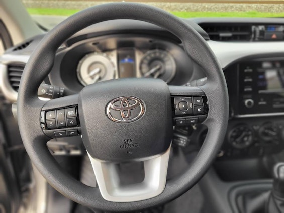 Vehicle image 11 Vehicle image 11