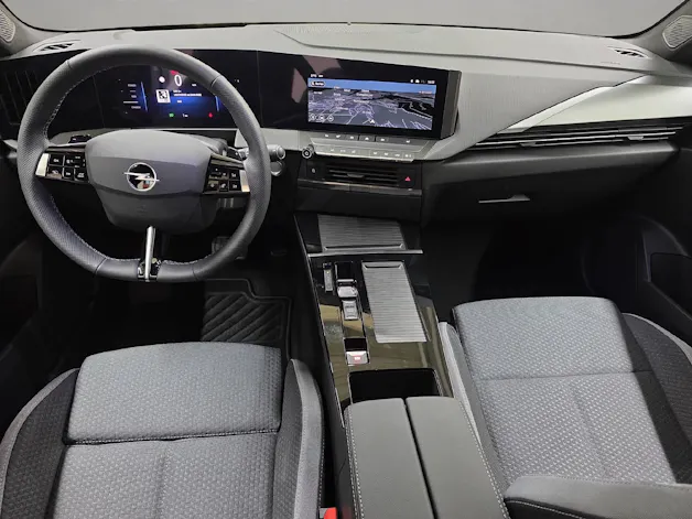 Opel Astra Sports Tourer 1.2 T Hybrid Edition