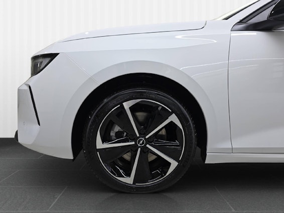 Vehicle image 11 Vehicle image 11