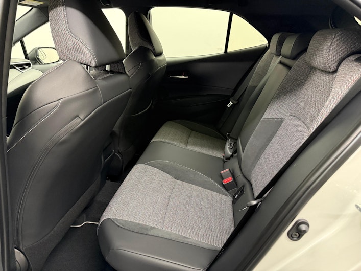 Vehicle image TOYOTA COROLLA