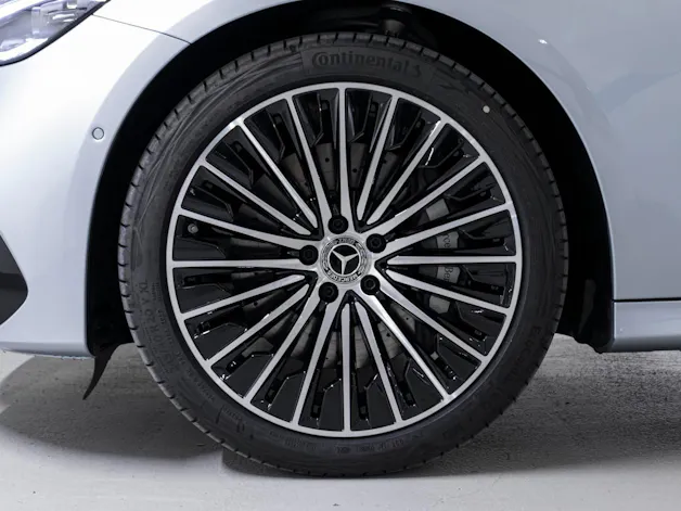 Mercedes-Benz E 220 d 4MATIC T-Modell