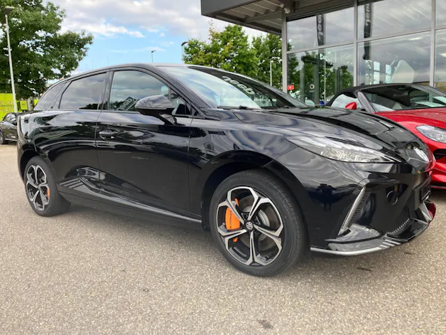MG 4 64kWh Xpower 4WD