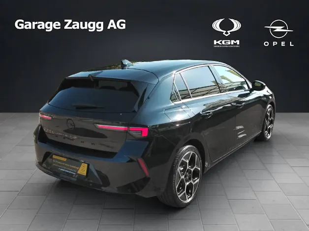 Opel Astra 1.2 T 130 Swiss Plus