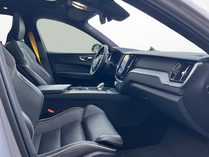 Vehicle image VOLVO XC60