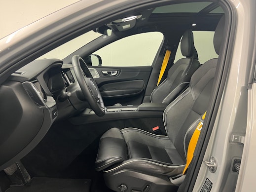 VOLVO XC60 2.0 T8 TE Polestar eAWD 2