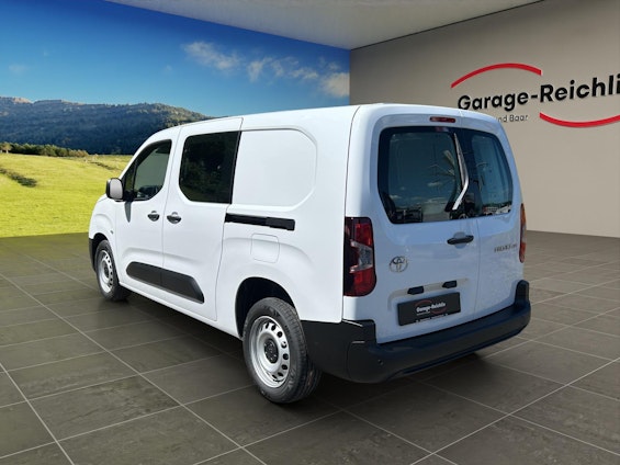 Vehicle image 2 Vehicle image 2