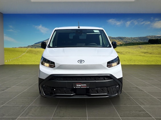 Vehicle image 7 Vehicle image 7