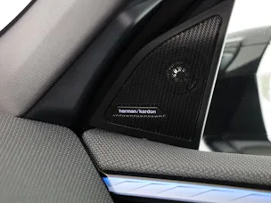 BMW X3 M50i