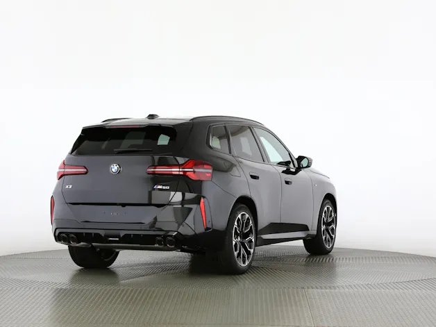 BMW X3 M50i