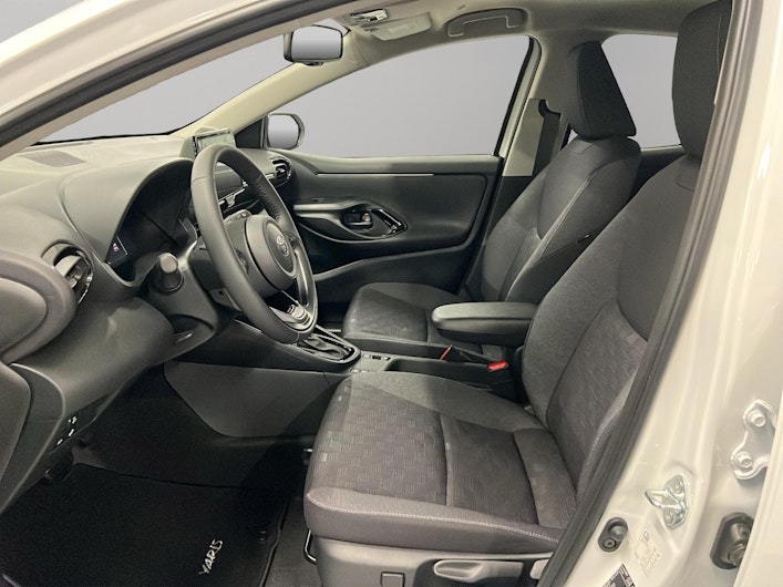 Vehicle image TOYOTA YARIS