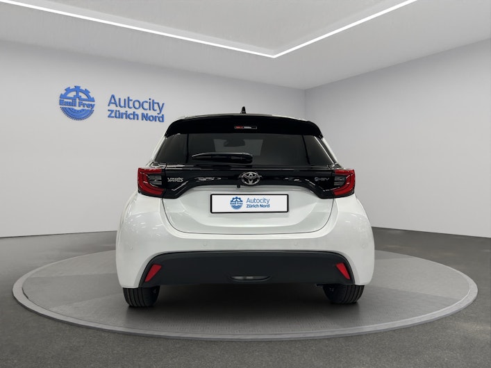 Vehicle image TOYOTA YARIS