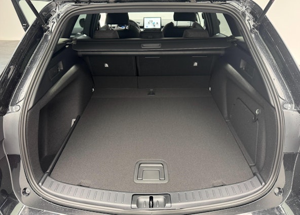 Vehicle image 7 Vehicle image 7