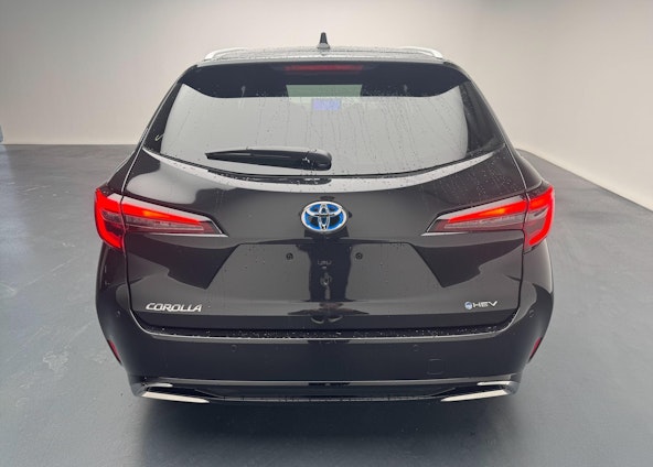 Vehicle image 4 Vehicle image 4