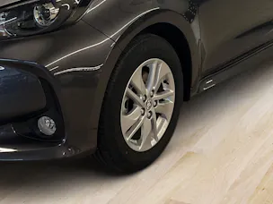 Toyota Yaris 1.5 VVT-i HSD Comfort