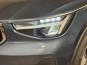 Vehicle image VOLVO XC40 2.0 B3 MH Core