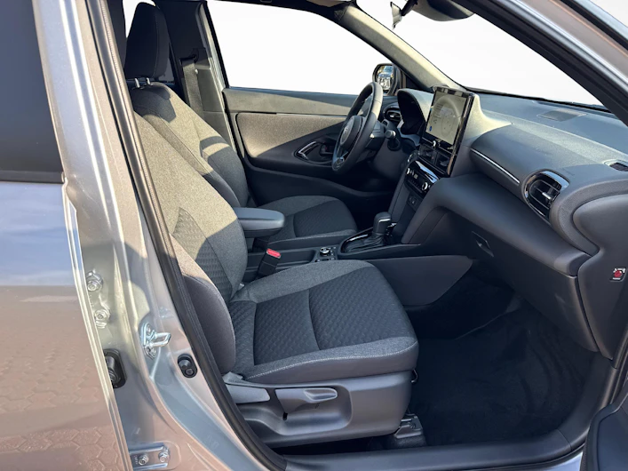 Fahrzeugbild TOYOTA YARIS CROSS