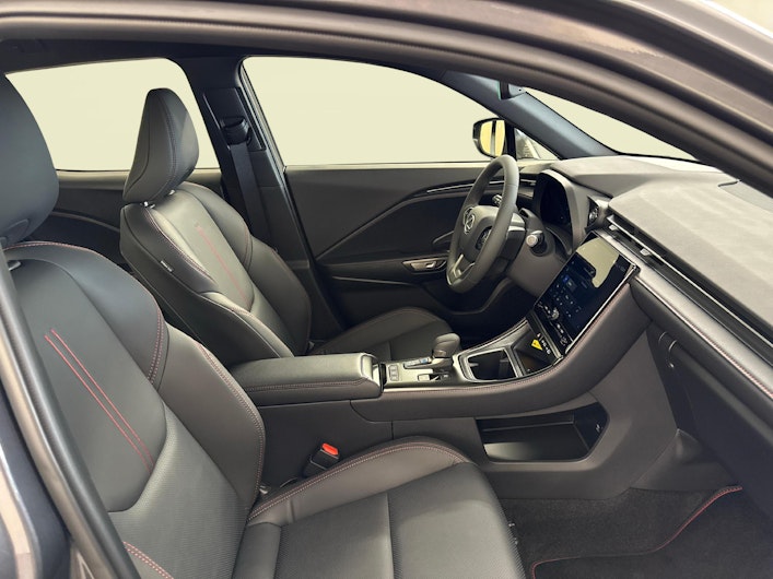 Vehicle image LEXUS LBX