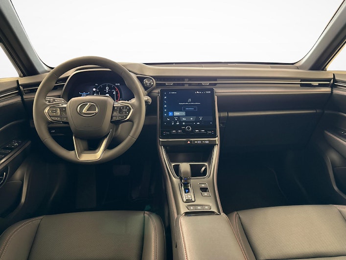 Vehicle image LEXUS LBX