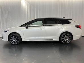 Vehicle image TOYOTA Corolla Touring Sports 2.0 HSD GR Sport