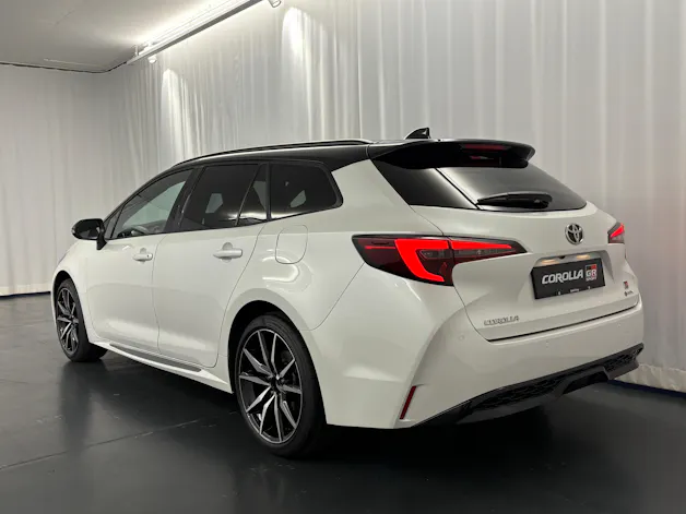 Toyota Corolla Touring Sports 2.0 HSD GR Sport
