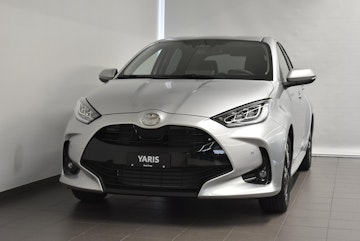 Vehicle image TOYOTA Yaris 1.5 VVT-i HSD Trend