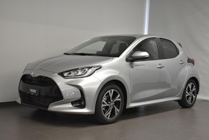 Vehicle image TOYOTA Yaris 1.5 VVT-i HSD Trend