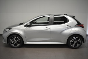Vehicle image TOYOTA Yaris 1.5 VVT-i HSD Trend
